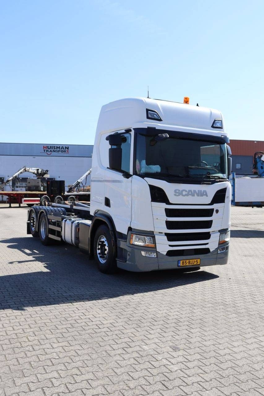 Abrollcontainer du type Scania R450, Gebrauchtmaschine en Antwerpen (Photo 8)