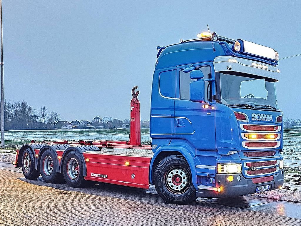 Abrollcontainer Türe ait Scania R520 8X4*4 V8 RETARDER, Gebrauchtmaschine içinde Vuren (resim 5)