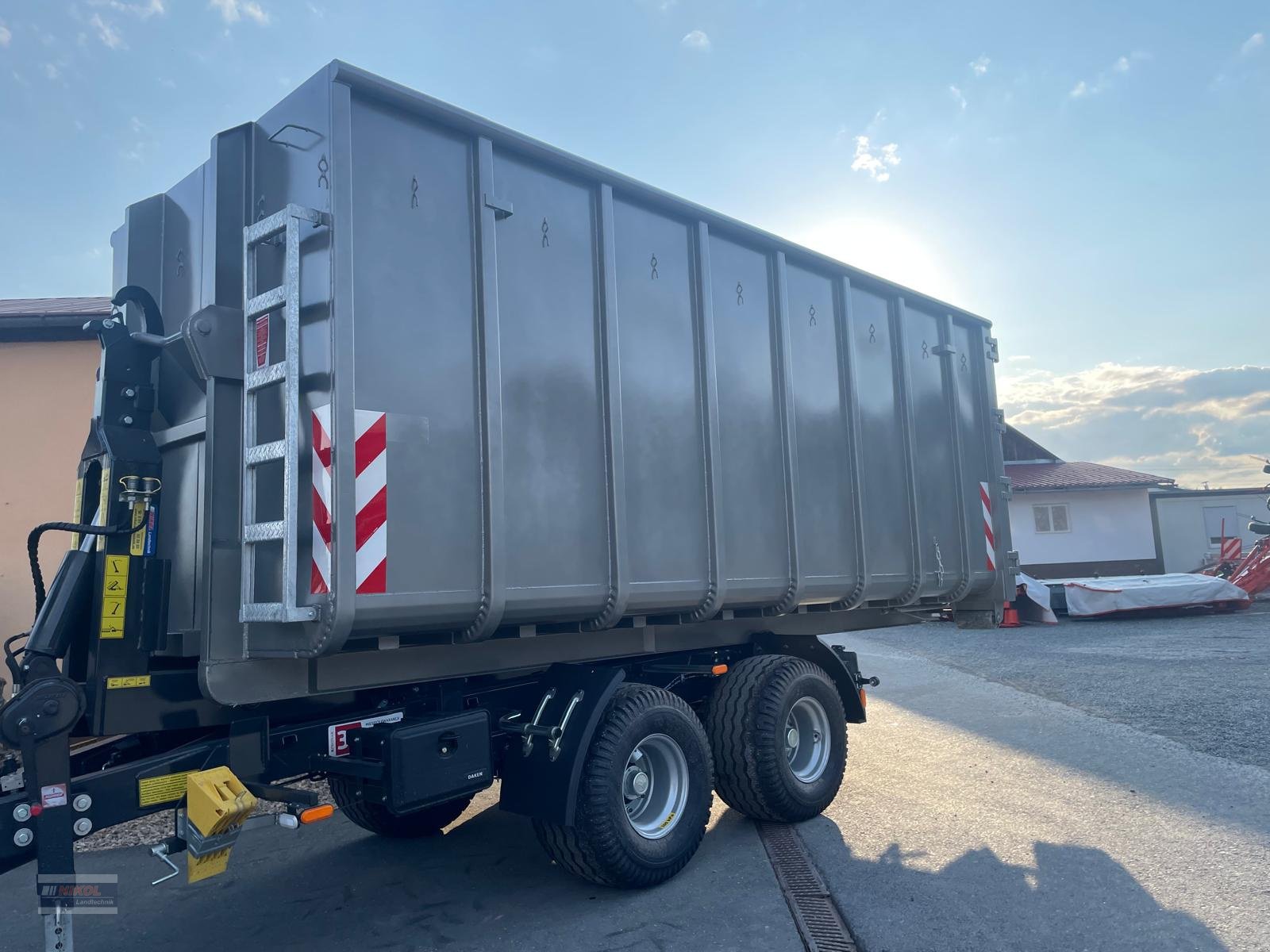 Abrollcontainer des Typs Sonstige 600, Neumaschine in Lichtenfels (Bild 1)