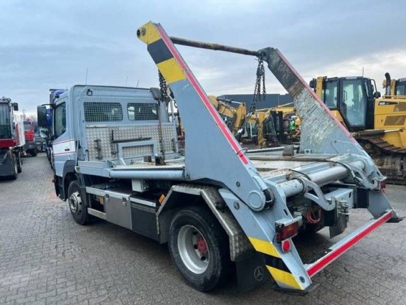 Abrollcontainer типа Sonstige Mercedes Benz 1327, Gebrauchtmaschine в Antwerpen (Фотография 7)