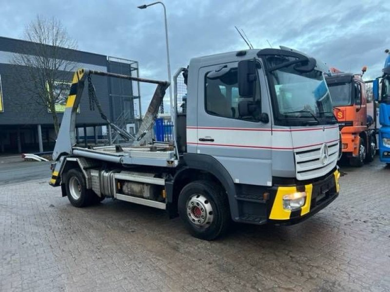 Abrollcontainer типа Sonstige Mercedes Benz 1327, Gebrauchtmaschine в Antwerpen (Фотография 3)