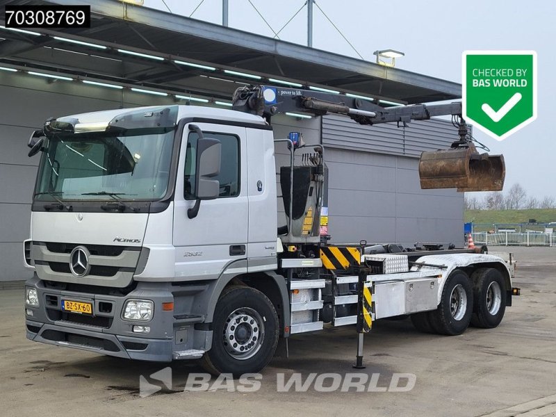 Abrollcontainer of the type Sonstige Mercedes Benz Actros 2532 6X2 NL-Truck HMF 1643 Z2 Crane Kran 21 tons VDL Hook, Gebrauchtmaschine in Veghel