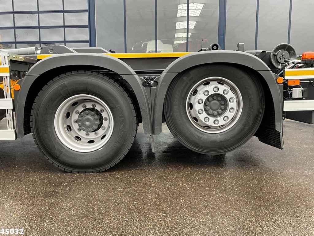 Abrollcontainer des Typs Sonstige Mercedes Benz ACTROS 2543 HMF 23 Tonmeter laadkraan, Gebrauchtmaschine in ANDELST (Bild 9)