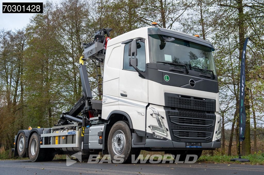 Abrollcontainer des Typs Volvo FH 500 6X2 NEW! Penz Crane 15Z9.50R HIAB Opt 20S56 abroller Auto, Neumaschine in Veghel (Bild 3)