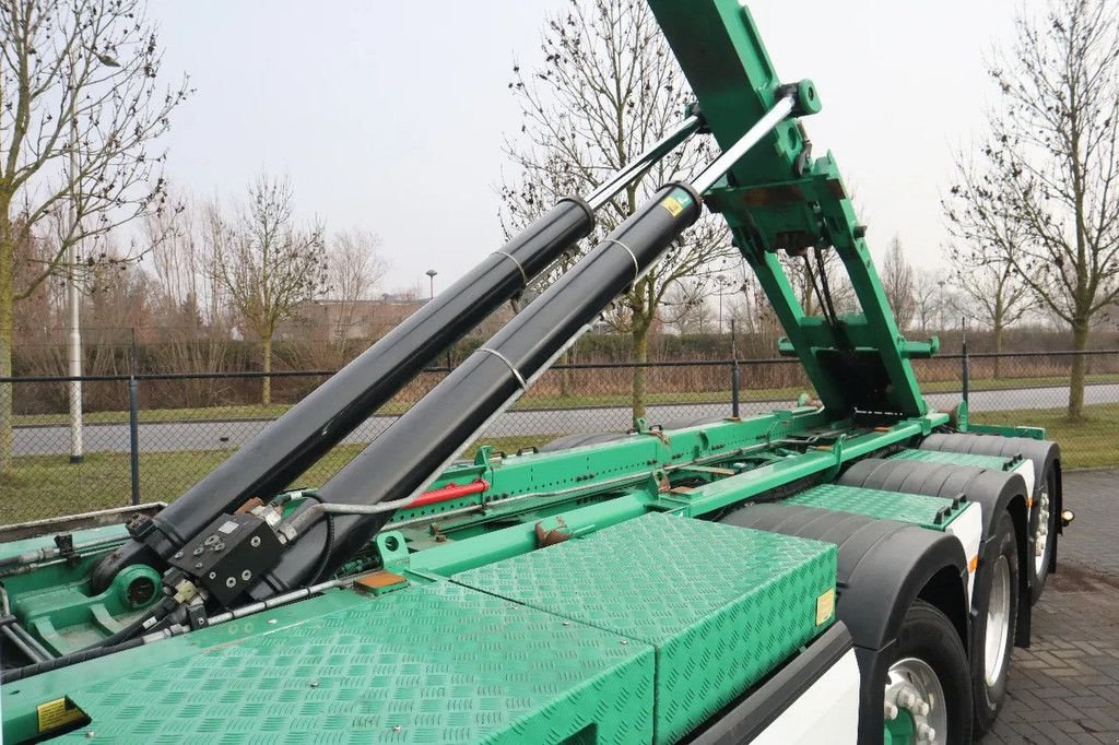 Abrollcontainer типа Volvo FH 540 8X2*6 3X STEERING RETARDER JOAB HOOK DUAL CLUTC, Gebrauchtmaschine в Marknesse (Фотография 11)