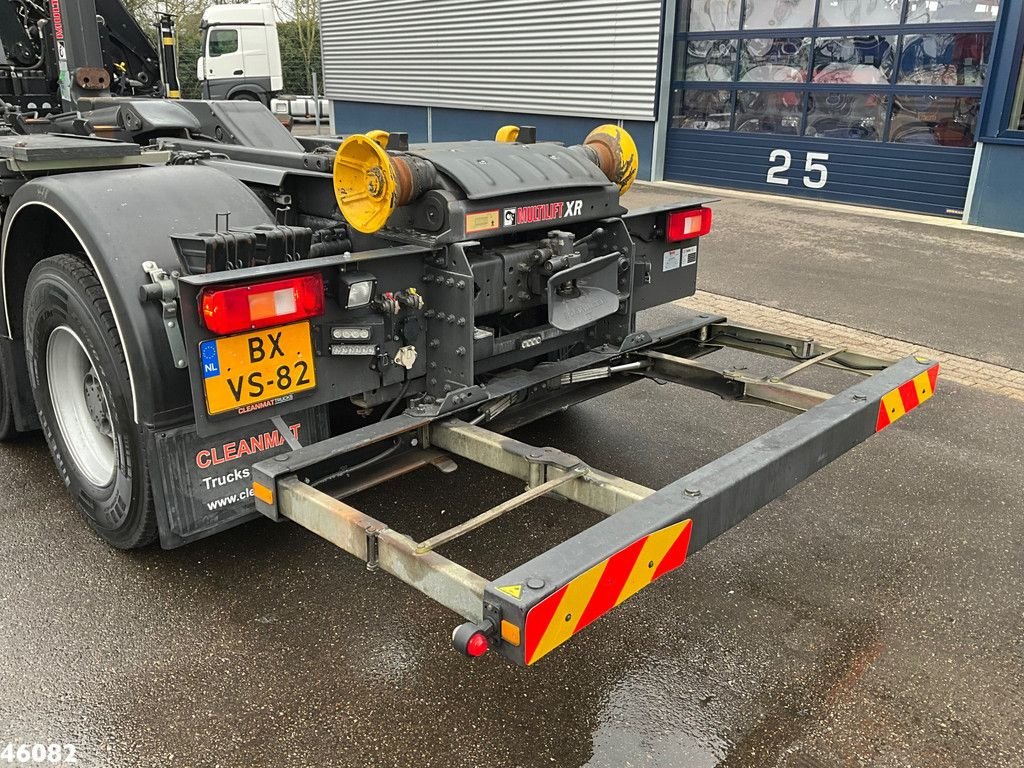Abrollcontainer des Typs Volvo FM 330 6x4 Hiab 11 Tonmeter laadkraan Just 27.844 km!, Gebrauchtmaschine in ANDELST (Bild 9)