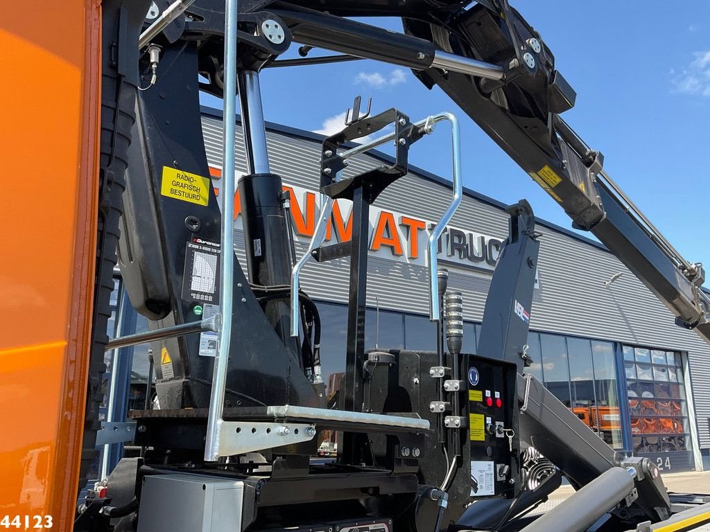 Abrollcontainer typu Volvo FM 420 8x2 Hiab 25 Tonmeter laadkraan Welvaarts laadkraan weegsy, Gebrauchtmaschine v ANDELST (Obrázek 5)
