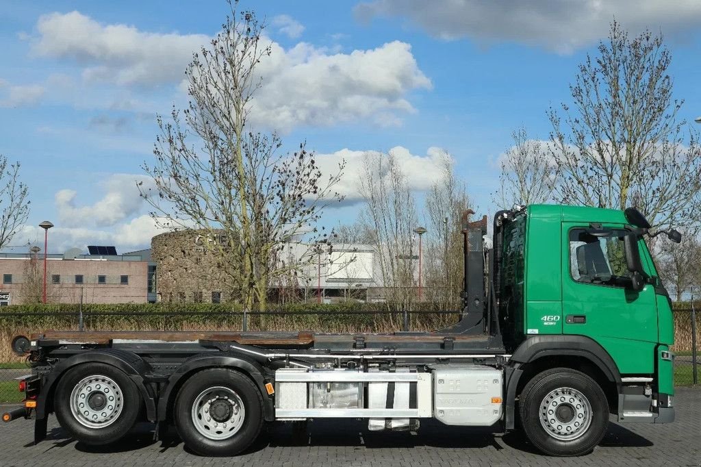 Abrollcontainer des Typs Volvo FM 460 6X2 6X2*4 EURO6 STEERING AXLE HYDRAULIC / HOOK LIFT, Gebrauchtmaschine in Marknesse (Bild 5)