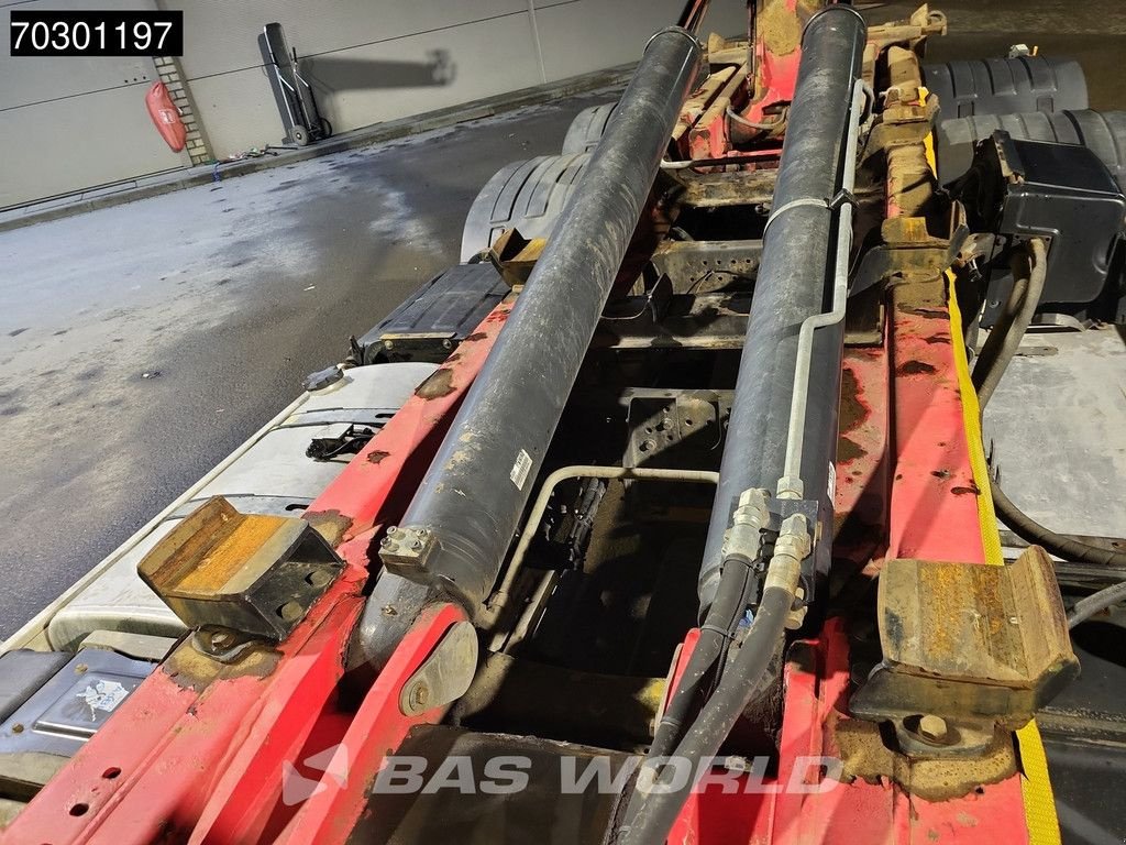 Abrollcontainer des Typs Volvo FMX 410 FMX 6X4 21tons HIAB XR21S59 containersystem Automatic Eu, Gebrauchtmaschine in Veghel (Bild 9)