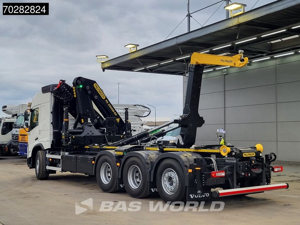 Abrollcontainer des Typs Volvo FMX 500 8X4 NEW! Palfinger PK33002 Crane + HT22TEC Hooklift Lift, Neumaschine in Veghel (Bild 9)
