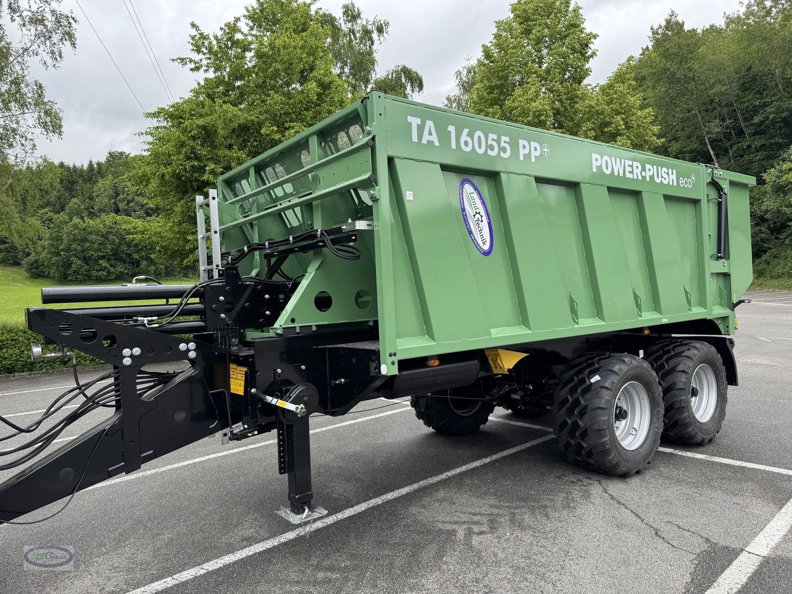 Abschiebewagen des Typs Brantner TA 16055 PP+, Neumaschine in Münzkirchen (Bild 1)