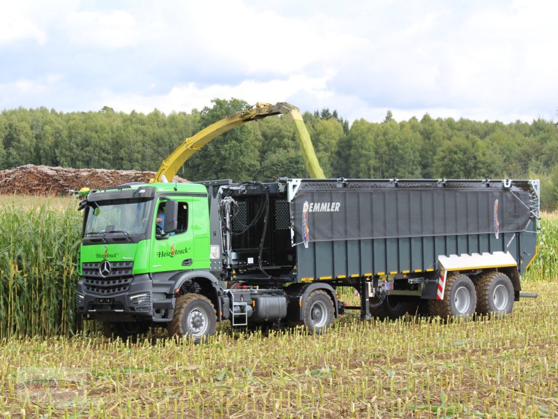 Abschiebewagen des Typs Demmler SSM2/930-60, Neumaschine in Wertingen-Geratshofen (Bild 1)