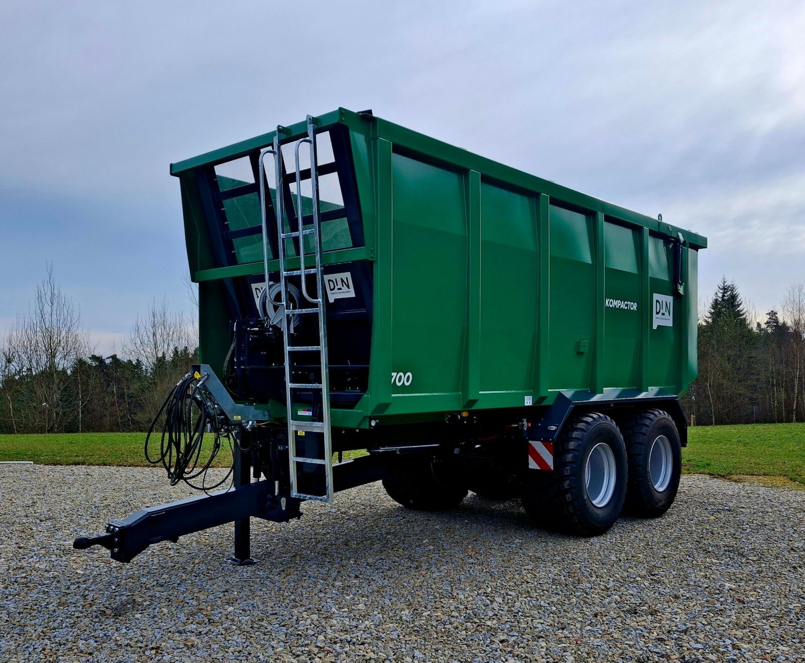 Abschiebewagen типа DLN Kompactor 700, Neumaschine в Nabburg (Фотография 1)