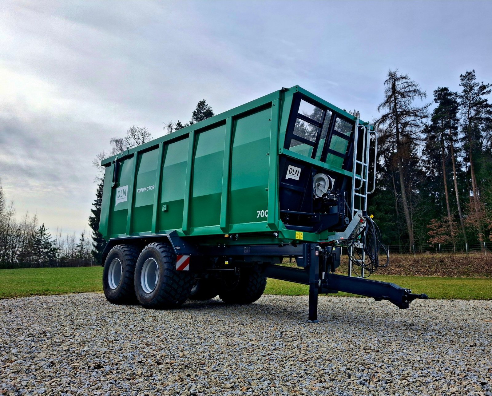 Abschiebewagen типа DLN Kompactor 770, Neumaschine в Nabburg (Фотография 3)
