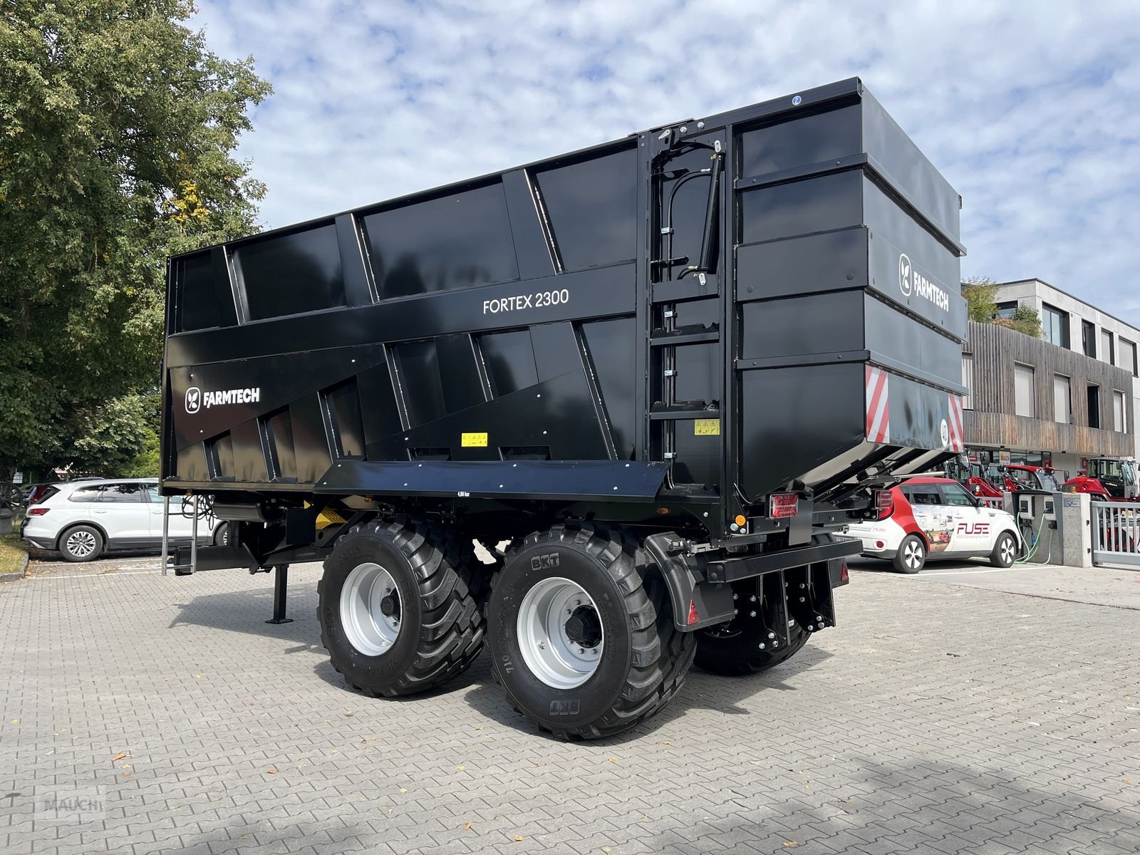 Abschiebewagen des Typs Farmtech Fortex 2300, Neumaschine in Burgkirchen (Bild 3)
