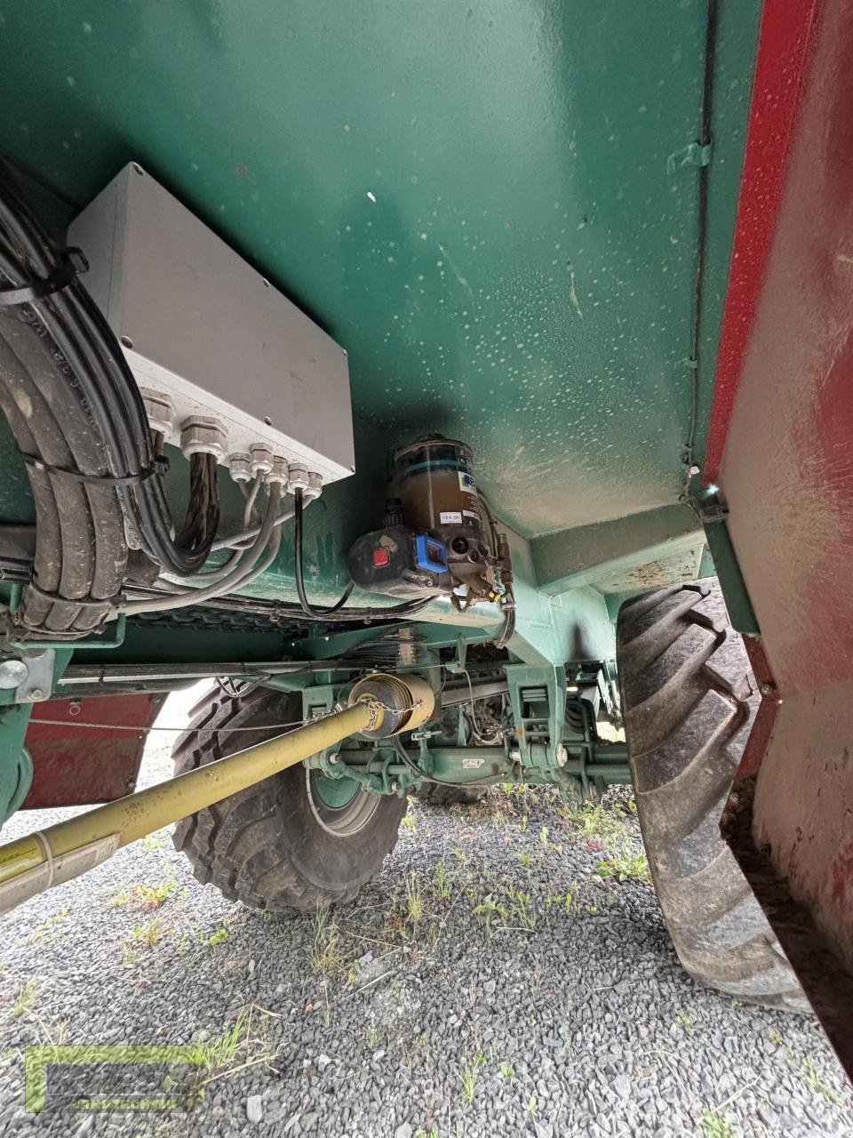 Abschiebewagen des Typs Farmtech FORTIS 2200 Abschiebewagen + Streuwerk, Mietmaschine in Homberg/Ohm - Maulbach (Bild 8)