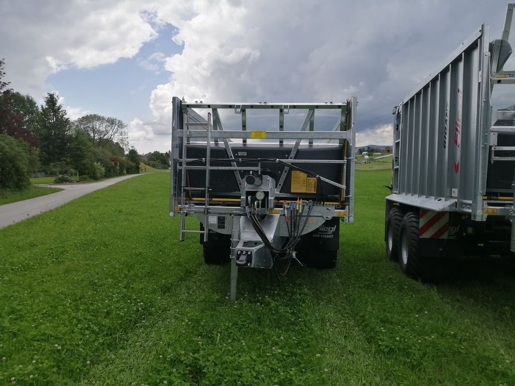 Abschiebewagen tip Fliegl ASW 160 Compact FOX, Neumaschine in Grünbach (Poză 7)