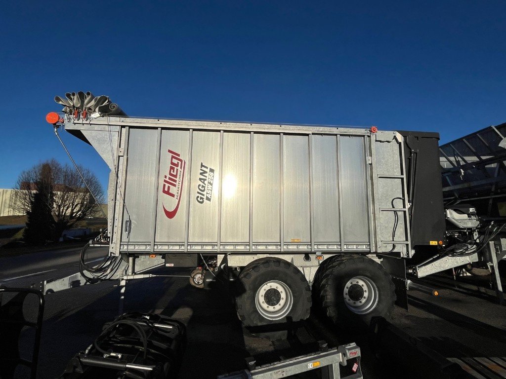 Abschiebewagen of the type Fliegl ASW 256, Gebrauchtmaschine in Domdidier (Picture 1)