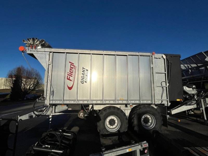 Abschiebewagen of the type Fliegl ASW 256, Gebrauchtmaschine in Domdidier