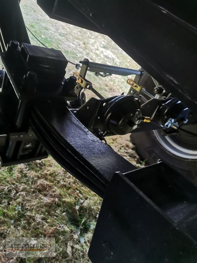 Abschiebewagen typu Fliegl ASW 261 Fox, Neumaschine v Altenfelden (Obrázek 8)