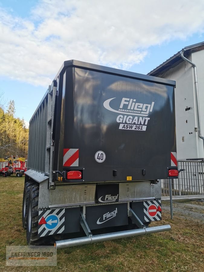 Abschiebewagen typu Fliegl ASW 261 Fox, Neumaschine v Altenfelden (Obrázek 12)