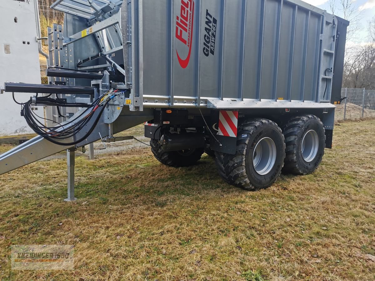 Abschiebewagen typu Fliegl ASW 261 Fox, Neumaschine v Altenfelden (Obrázek 16)