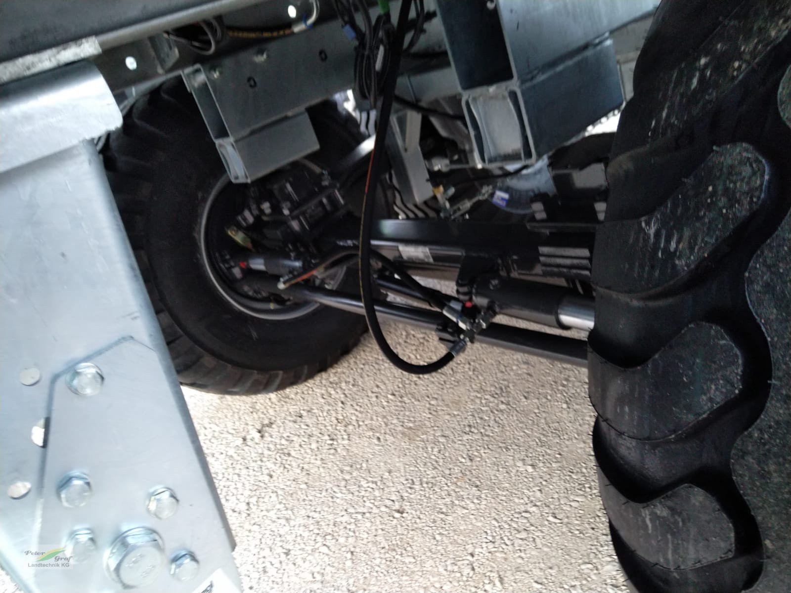 Abschiebewagen of the type Fliegl ASW 261 Fox, Neumaschine in Pegnitz-Bronn (Picture 6)