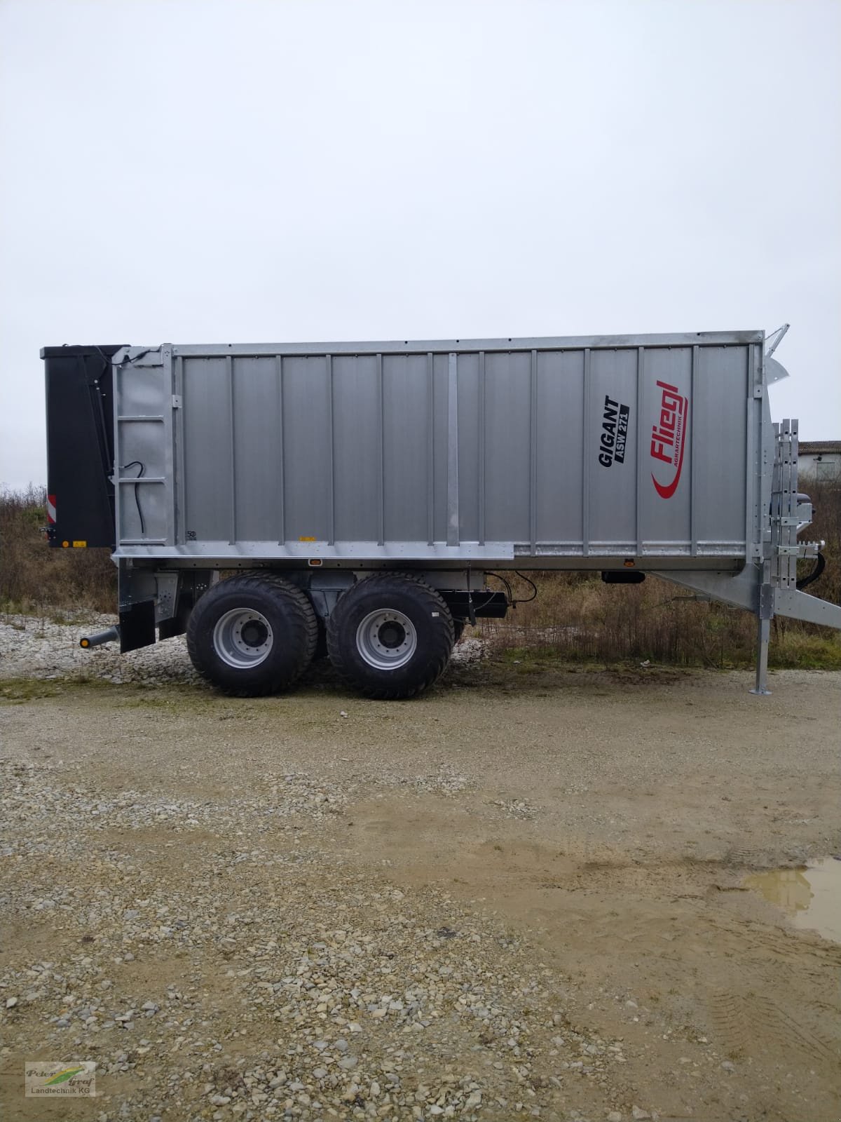 Abschiebewagen du type Fliegl ASW 271 C, Neumaschine en Pegnitz-Bronn (Photo 1)