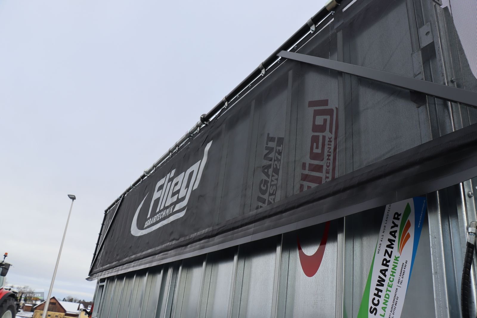 Abschiebewagen of the type Fliegl ASW 271 Compact FOX, Vorführmaschine in Gampern (Picture 15)