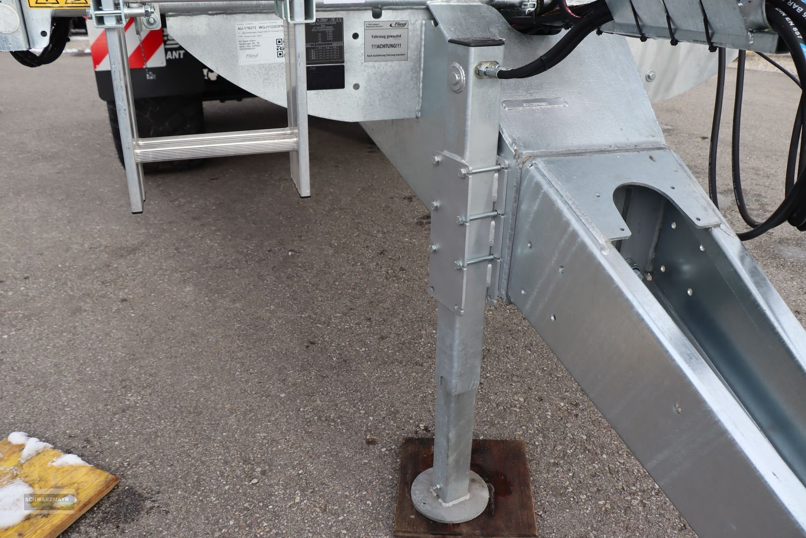 Abschiebewagen of the type Fliegl ASW 271 Compact FOX, Vorführmaschine in Gampern (Picture 13)