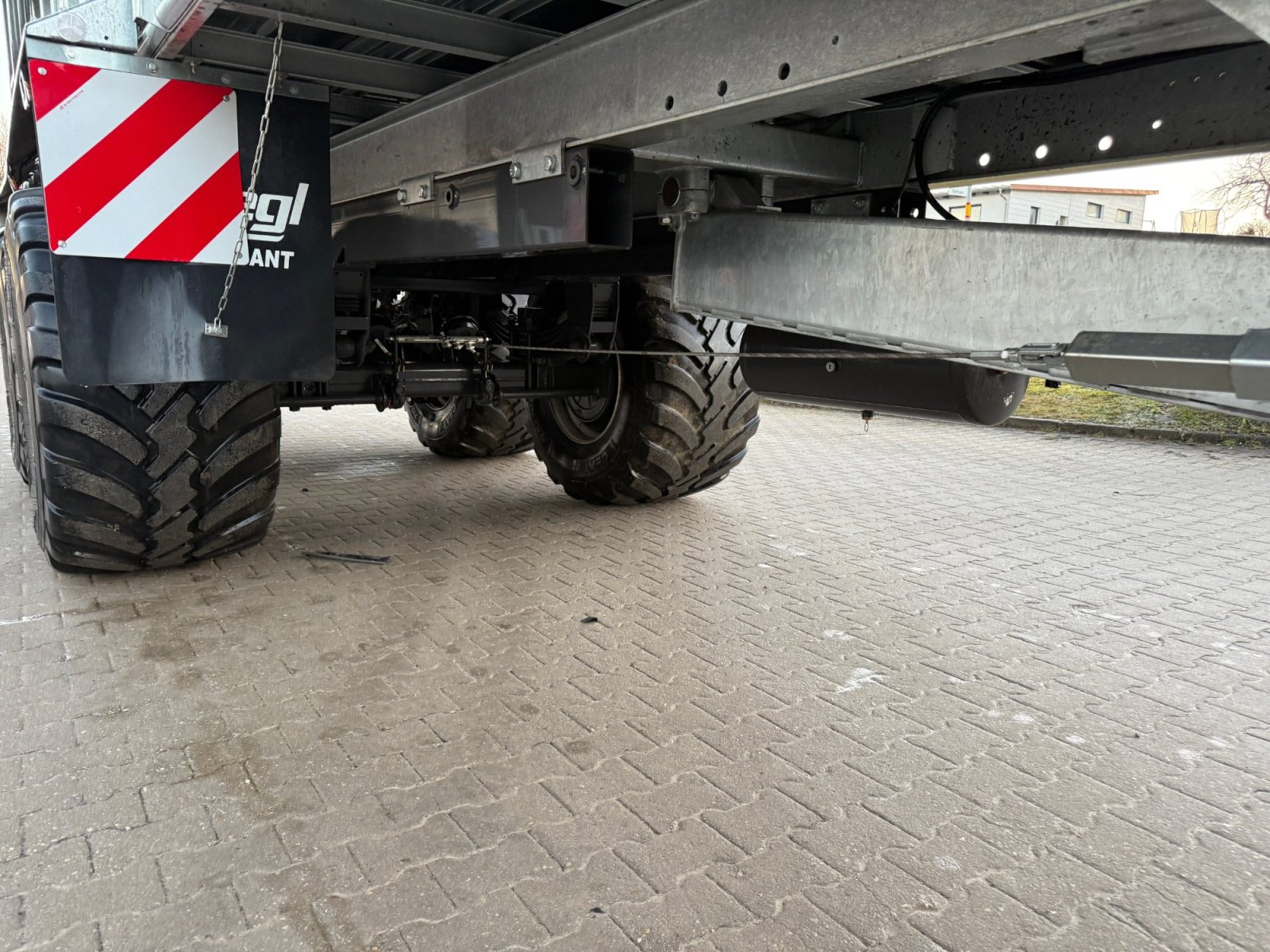 Abschiebewagen du type Fliegl ASW 281 Gigant Unfall, Gebrauchtmaschine en Neureichenau (Photo 10)