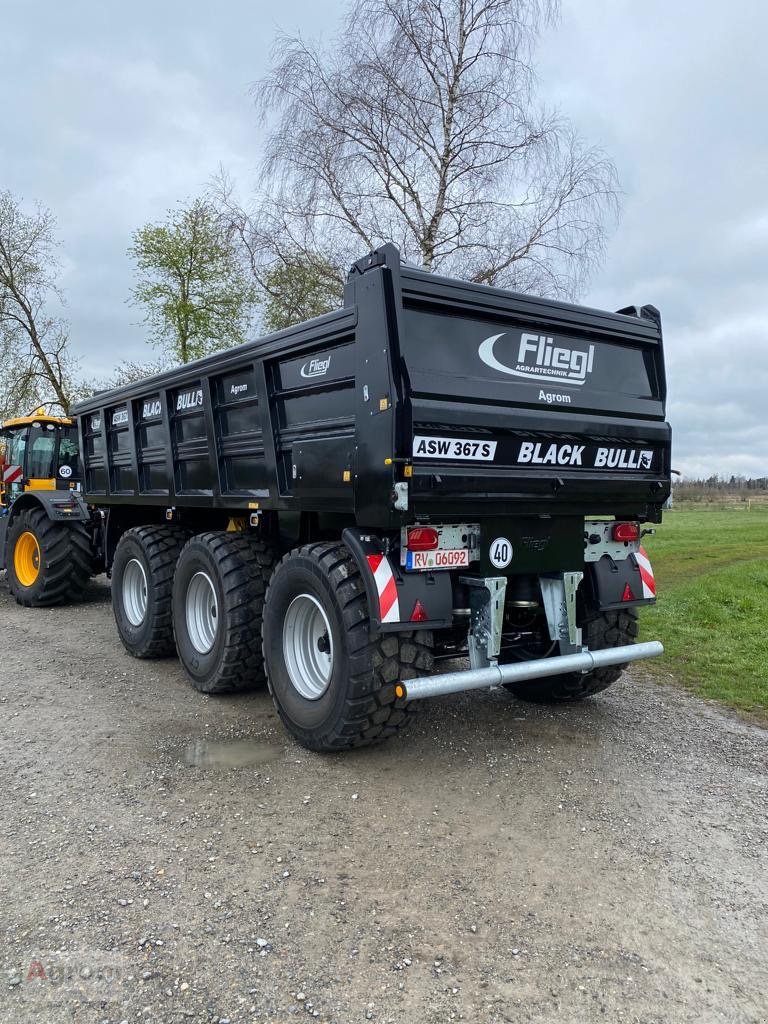 Abschiebewagen des Typs Fliegl ASW 367 BlackBull, Neumaschine in Riedhausen (Bild 3)