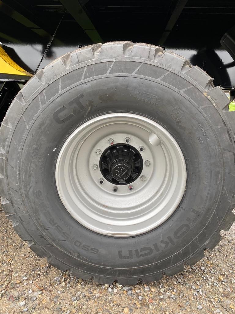 Abschiebewagen des Typs Fliegl ASW 367 BlackBull, Neumaschine in Riedhausen (Bild 7)