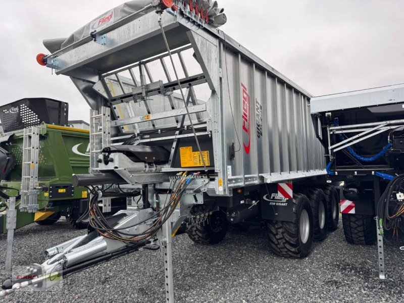 Abschiebewagen des Typs Fliegl ASW 381 + ÜLS, Neumaschine in Schwülper