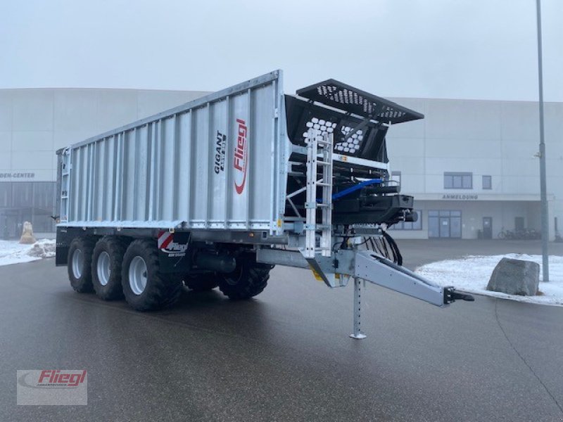 Abschiebewagen του τύπου Fliegl ASW 391 Gigant, Neumaschine σε Mühldorf (Φωτογραφία 10)