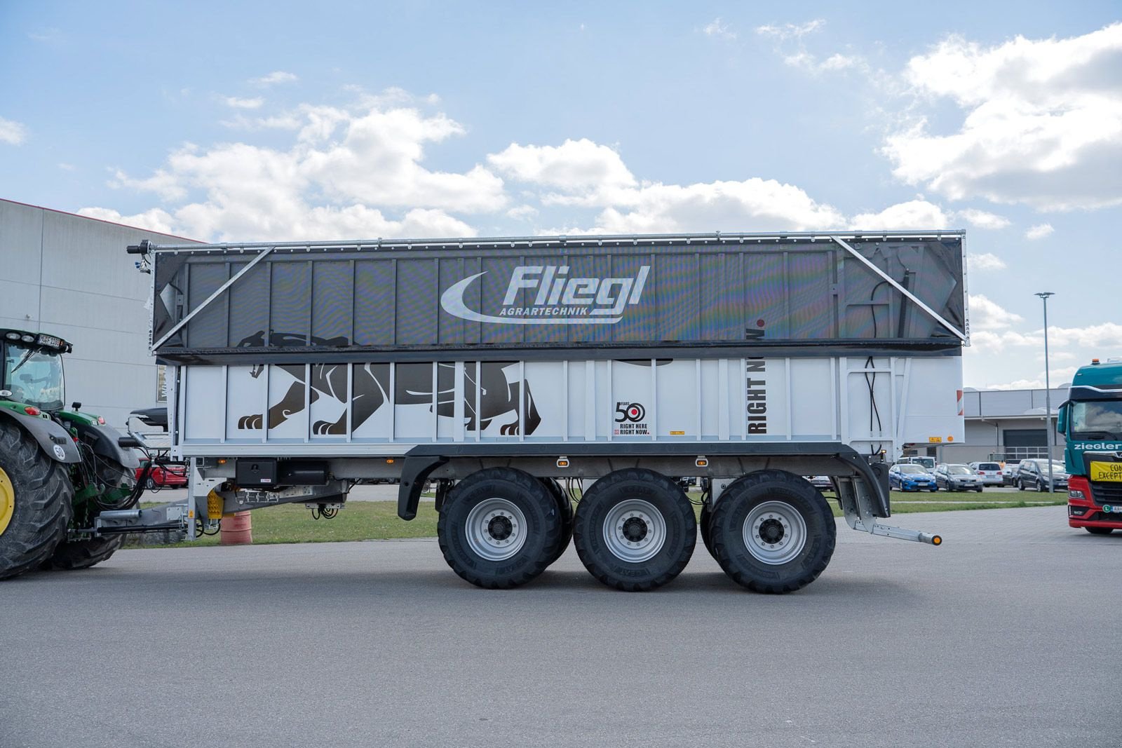 Abschiebewagen typu Fliegl ASW 391 TAURUS FOX 50 Jahre Limited Edtion, Neumaschine v Wallern (Obrázek 3)