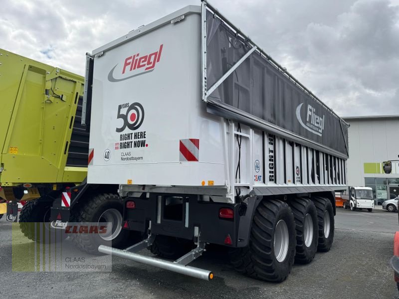 Abschiebewagen van het type Fliegl ASW 391 TAURUS FOX Tridem, Neumaschine in Schwend (Foto 11)