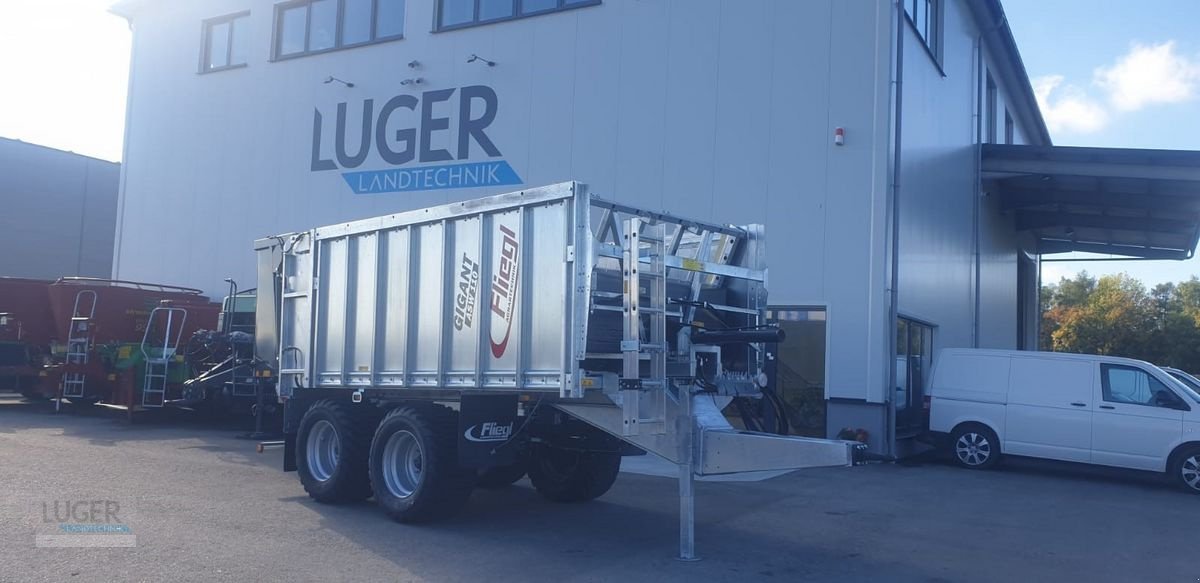 Abschiebewagen tip Fliegl Gigant ASW 110, Neumaschine in Niederkappel (Poză 1)