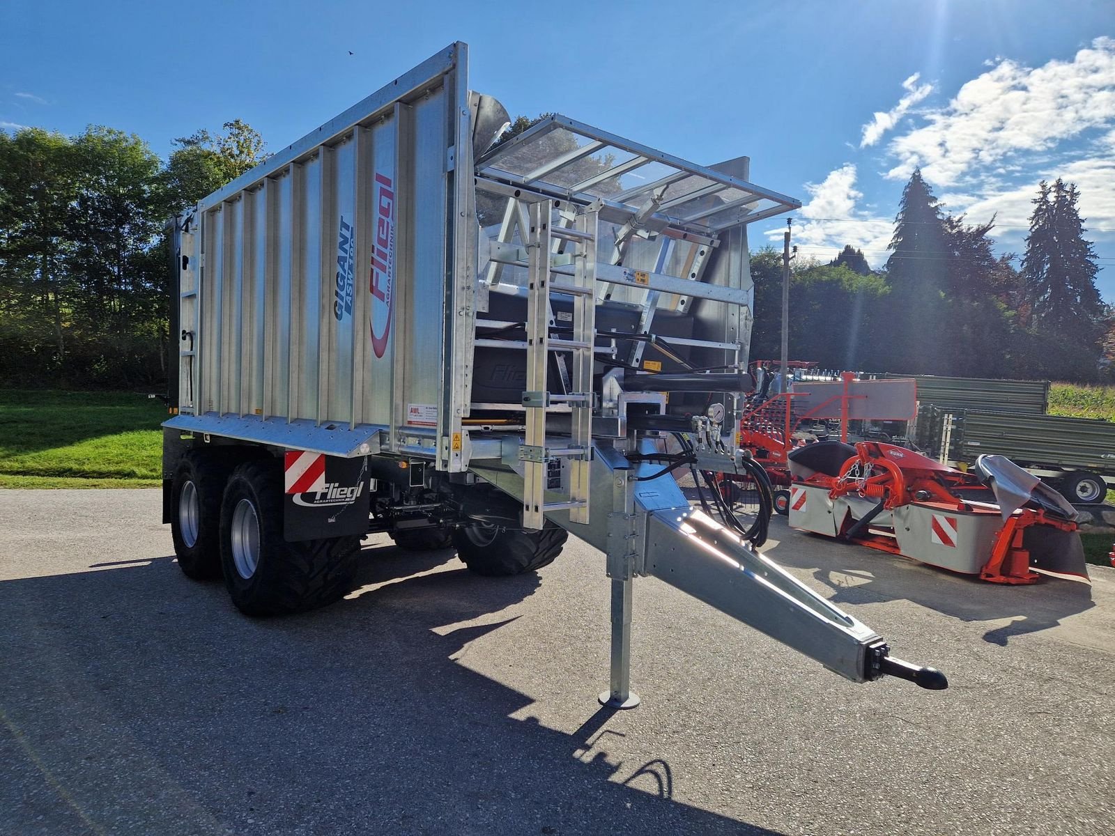 Abschiebewagen του τύπου Fliegl Gigant ASW 190 Compact FOX Tandem, Neumaschine σε Grünbach (Φωτογραφία 8)