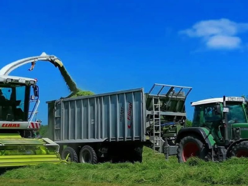 Abschiebewagen Türe ait Fliegl Gigant ASW 268, Gebrauchtmaschine içinde Bayreuth (resim 1)