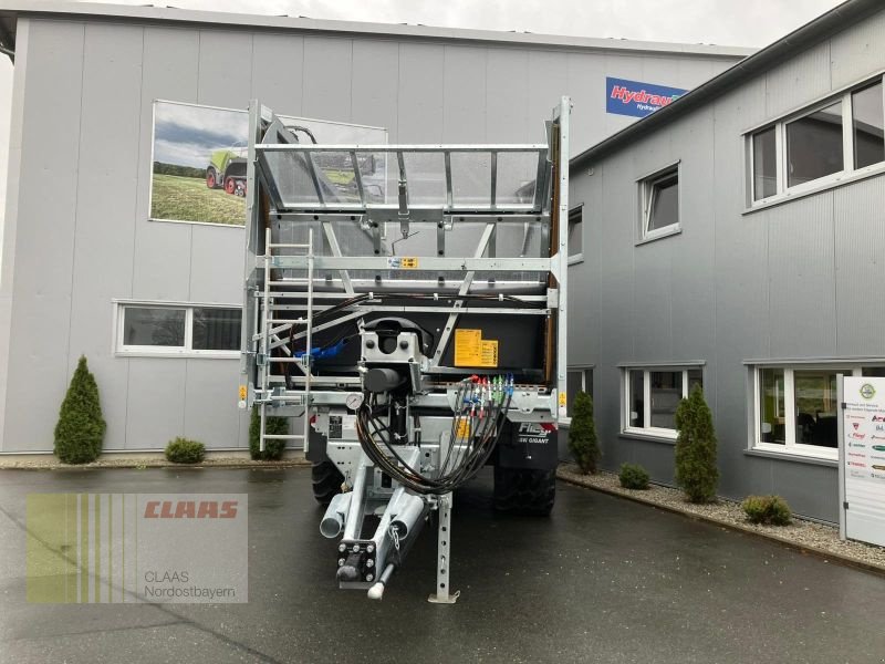 Abschiebewagen tipa Fliegl GIGANT ASW 281 FOX TANDEM, Neumaschine u Hof (Slika 2)