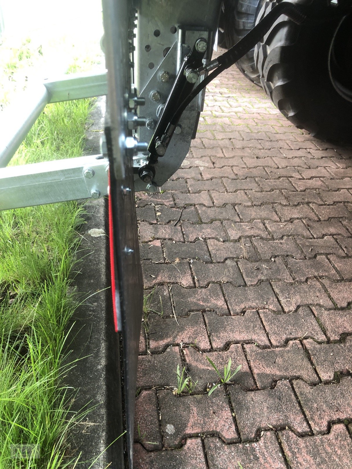 Abschiebewagen of the type Fliegl Gigant ASW 281, Neumaschine in Bad Kötzting (Picture 5)