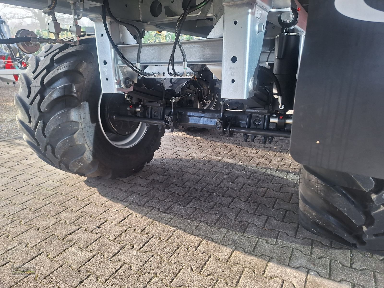 Abschiebewagen des Typs Fliegl Taurus FOX 271, Neumaschine in Gampern (Bild 12)