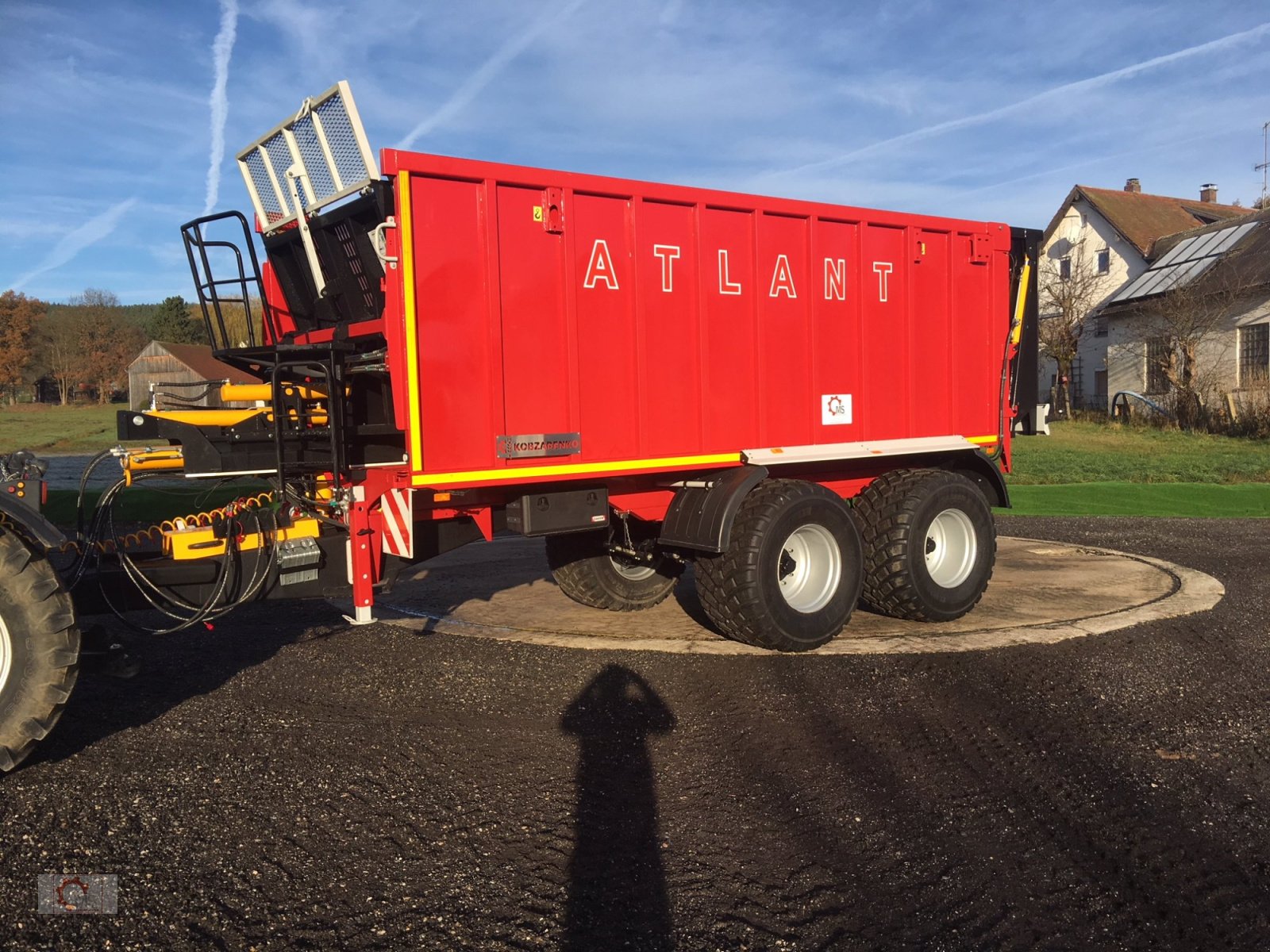 Abschiebewagen typu Kobzarenko TZP-27 24t 40m³ Lenkachse Deichselfederung, Neumaschine v Tiefenbach (Obrázek 1)