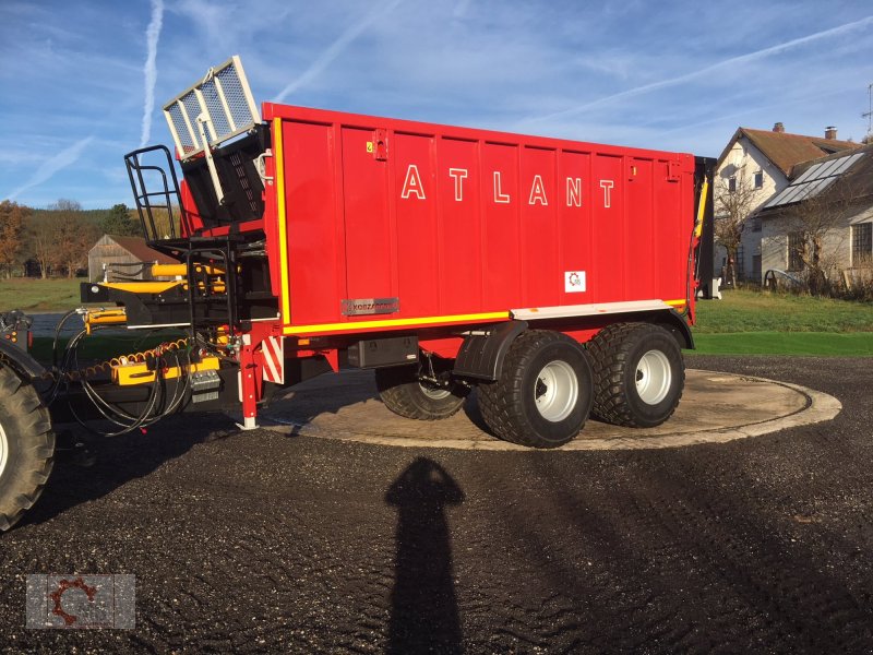 Abschiebewagen des Typs Kobzarenko TZP-27 24t 40m³ Lenkachse Deichselfederung, Neumaschine in Tiefenbach (Bild 1)