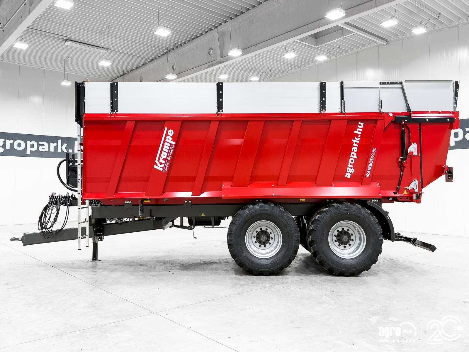 Abschiebewagen от тип Krampe Rambody 680 (AS 680) UNUSED 20 ton capacity push off trailer, 32 m3, air brake, air suspension, 60 cm extension, premium Made in Germany, Gebrauchtmaschine в Csengele (Снимка 5)