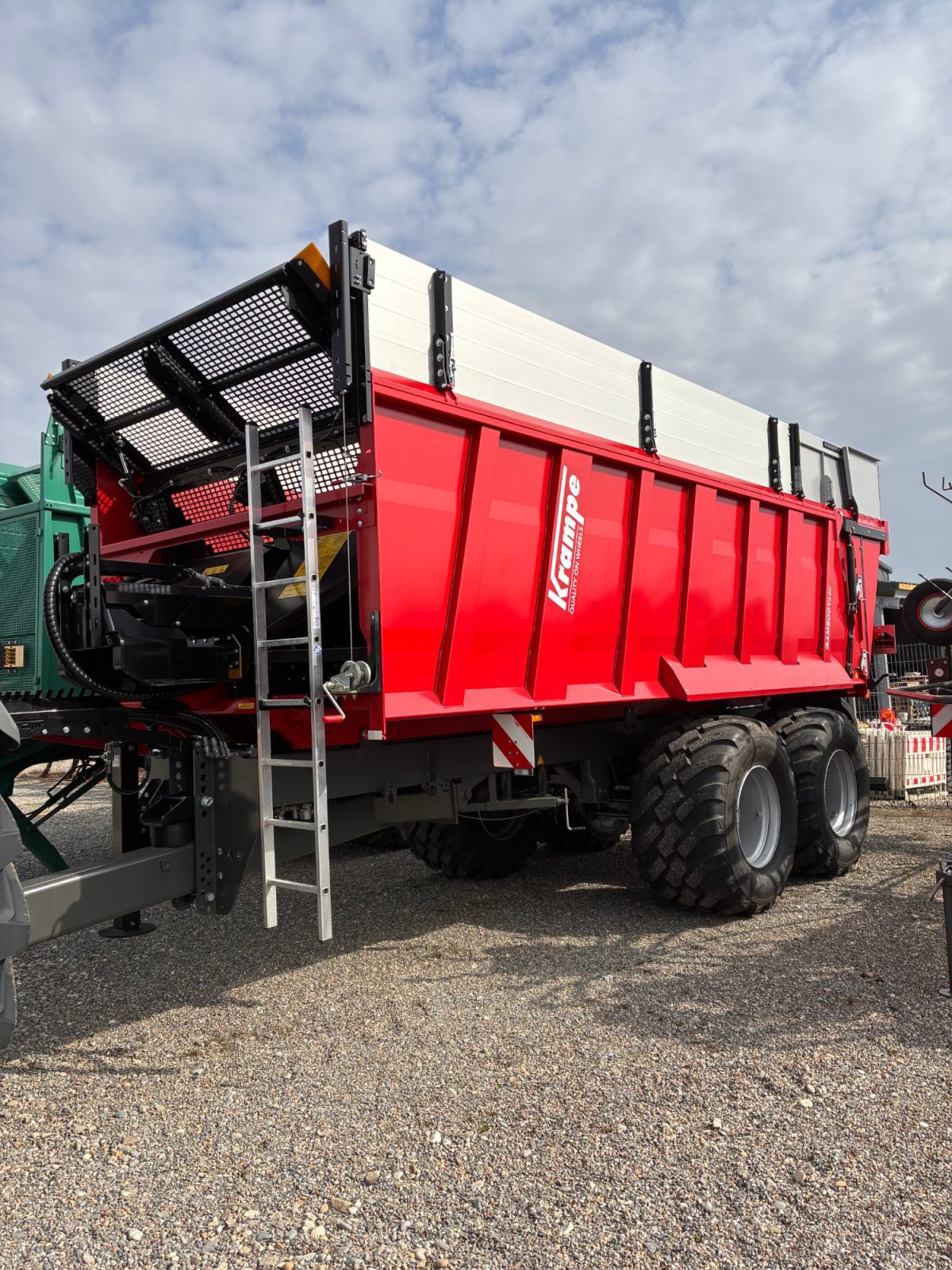 Abschiebewagen des Typs Krampe Rambody 680, Neumaschine in Pfullendorf (Bild 1)