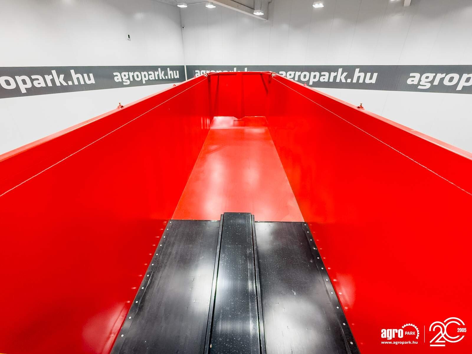 Abschiebewagen Türe ait Krampe Rambody 900 (AS 900) 28 ton, push off trailer, hydraulic tailgate, 45,3 m3, LED, air suspension, Gebrauchtmaschine içinde Csengele (resim 28)