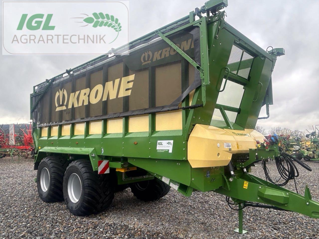 Abschiebewagen des Typs Krone GX 360 8930 _ Fahrwerk hydr., Neumaschine in Nabburg (Bild 5)