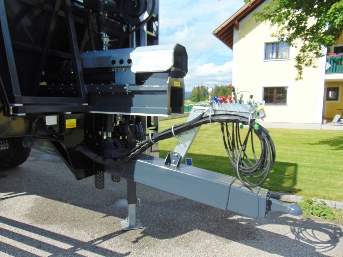 Abschiebewagen des Typs Pühringer 7623 AMT, 24t, 40 km/h, Neumaschine in Neukirchen am Walde  (Bild 5)